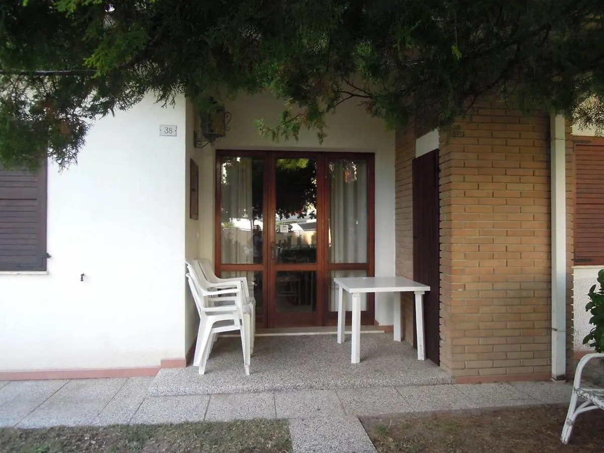 Peaceful Villa With Garden Surrounded By Nature Bibione 0*,  Italia